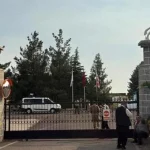 Halı sahada başladı, 4 ile sıçradı! Hipodromlara taşınan taşlı sopalı kavgada 2 ölü, 11 yaralı