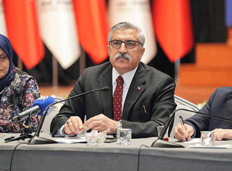 Hüseyin Yayman: Kültür ve sanatı, milletimizin kimliği, hafızası olarak görüyoruz