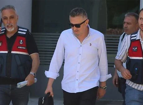 Uyuşturucu soruşturmasında gözaltına alınan baro başkanından istifa kararı