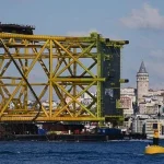 350 metrelik dev platform İstanbul Boğazı'nda