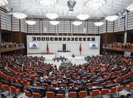 TBMM’de kabul edildi: Emniyet teşkilatı, taksi plakaları ve internet haber sitelerine yeni düzenleme
