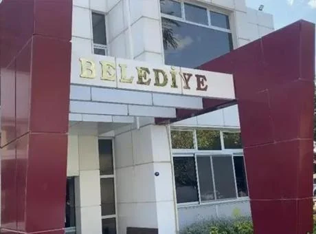 Rüşvet soruşturmasında Seferihisar Belediyesi imar müdürü tutuklandı