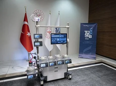 Türk tıbbında tarihi an! Yerli kalp-akciğer makinesi ilk kez hastada kullanıldı: Bakan Memişoğlu’ndan hastaya ziyaret