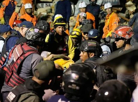 Şiddetli depremlerin yerle bir ettiği Venezuela’da bilanço ağırlaşıyor! Can kaybı yükseldi, bölgede kritik saatler