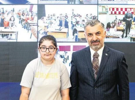 7 ilde 5G ile karne heyecanı: Türk Telekop Günışığı projesi kapsamında az gören öğrencilerle buluştu