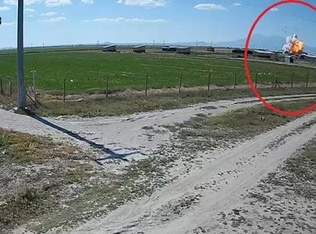 Niğde’deki havai fişek fabrikasındaki patlama güvenlik kamerasında