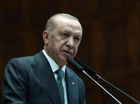 AK Parti’nin 25. Yıl Şarkısı Tanıtıldı: ‘Efsane Büyük Başkan’