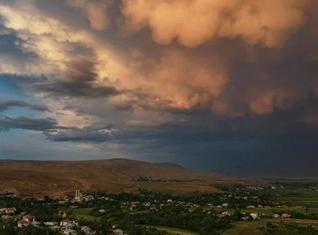 Çok nadir görülüyor! Van semalarıda ortaya çıktı