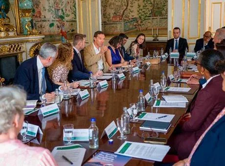 Buckingham Sarayı’nda iklim eylemi buluşması