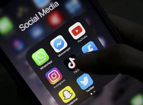 Sosyal medya kısıtlaması için bir adım daha! Sınırı ihlal eden platformlara ceza yağacak