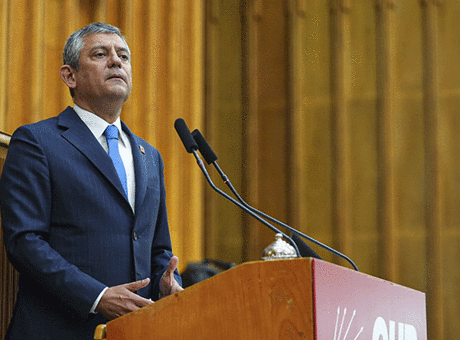 Son dakika… Özgür Özel görevden mi alındı? CHP’den açıklama geldi