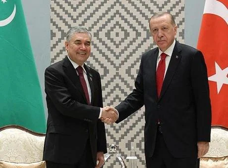 Erdoğan’dan Berdimuhamedov’a İki Zirve Daveti