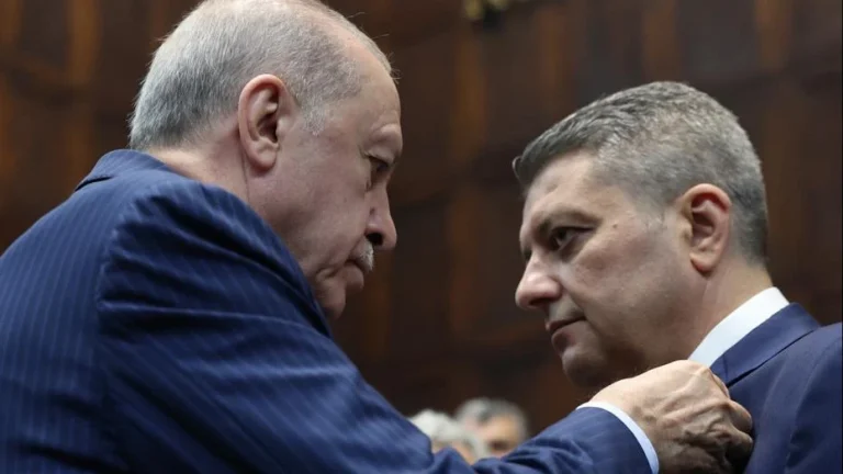 İYİ Parti'den istifa eden Ersin Beyaz, AK Parti'ye katıldı
