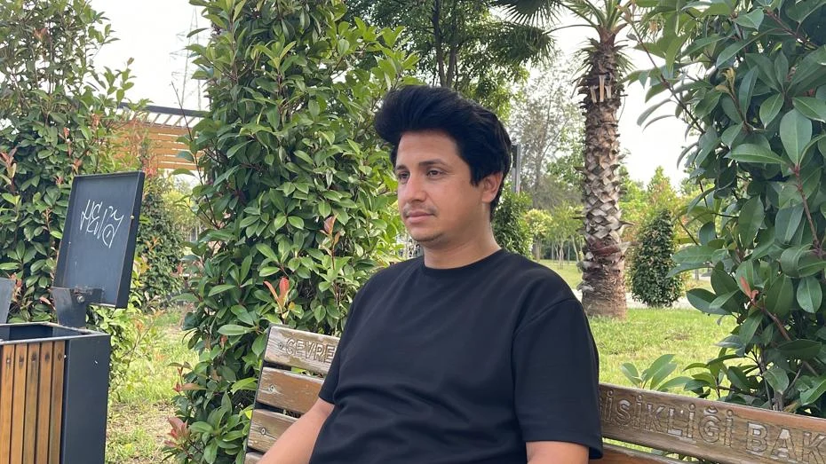 İlginç olay: Aranan şahıs diye durduruldu, sistemde kendi fotoğrafını görünce şaşırdı