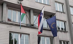 Slovenya’da yeni hükümetin ilk icraatı: Filistin bayrağı indirildi