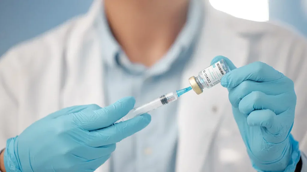 Oxford ve Moderna’dan kansere karşı devrimsel mRNA aşısı: İlk hastalar bu yaz!