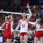 İzmir’in voleyboldaki gururu Defne