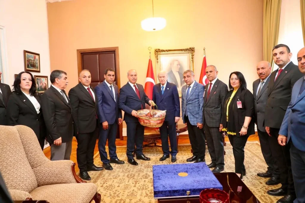 MHP Gaziantep İl Teşkilatı’ndan Devlet Bahçeli’ye anlamlı hediye