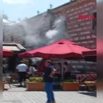 Mısır Çarşısı’nda yangın: Baharatçıda çıkan alevler hasara yol açtı