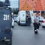 Ümraniye'de alışveriş merkezinde silahlı saldırı! Yaralılar var