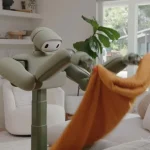 ABD’de yeni ev robotu tanıtıldı: Çamaşır katlıyor, yatak topluyor